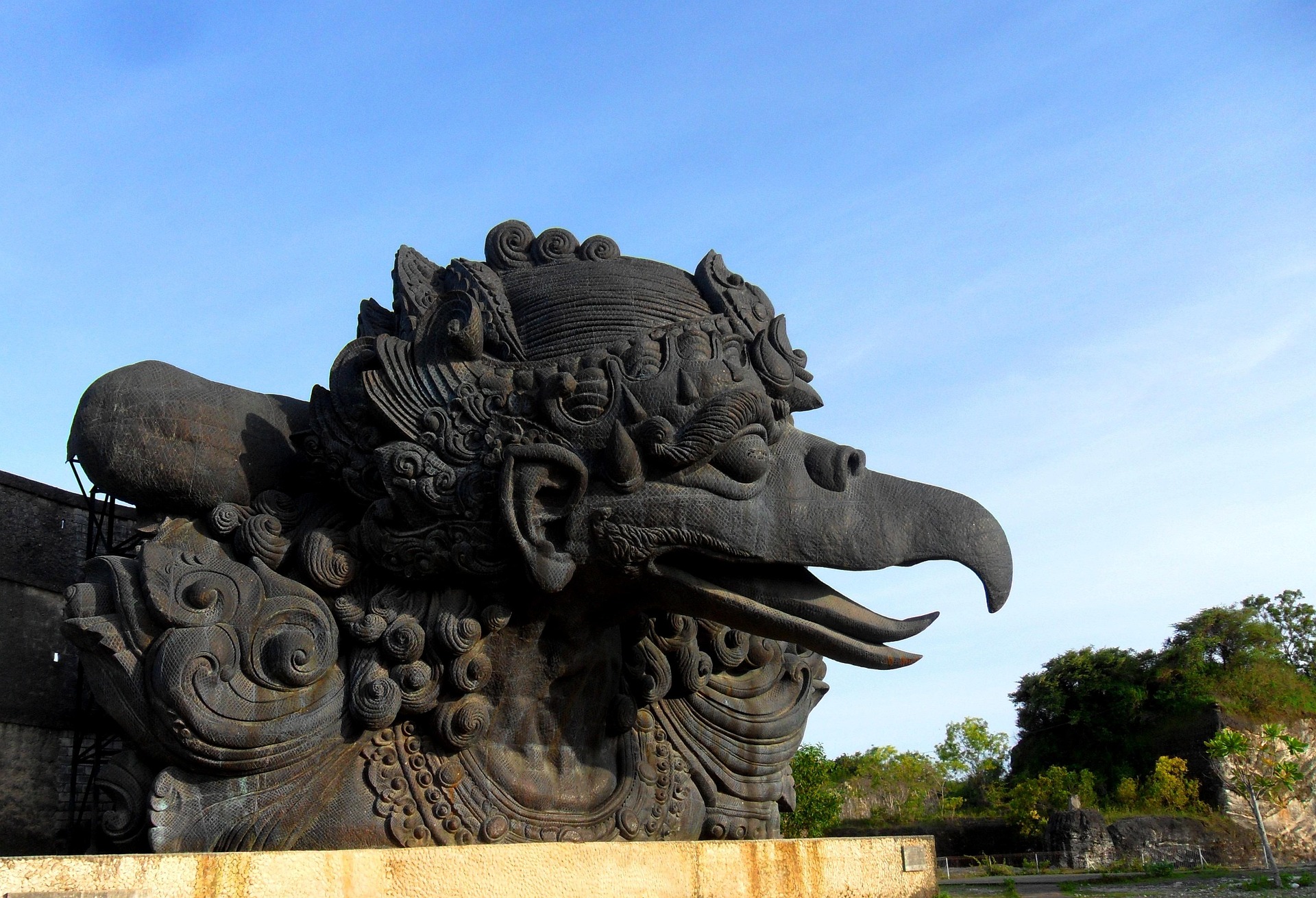astama81-patung-garuda-198558_1920