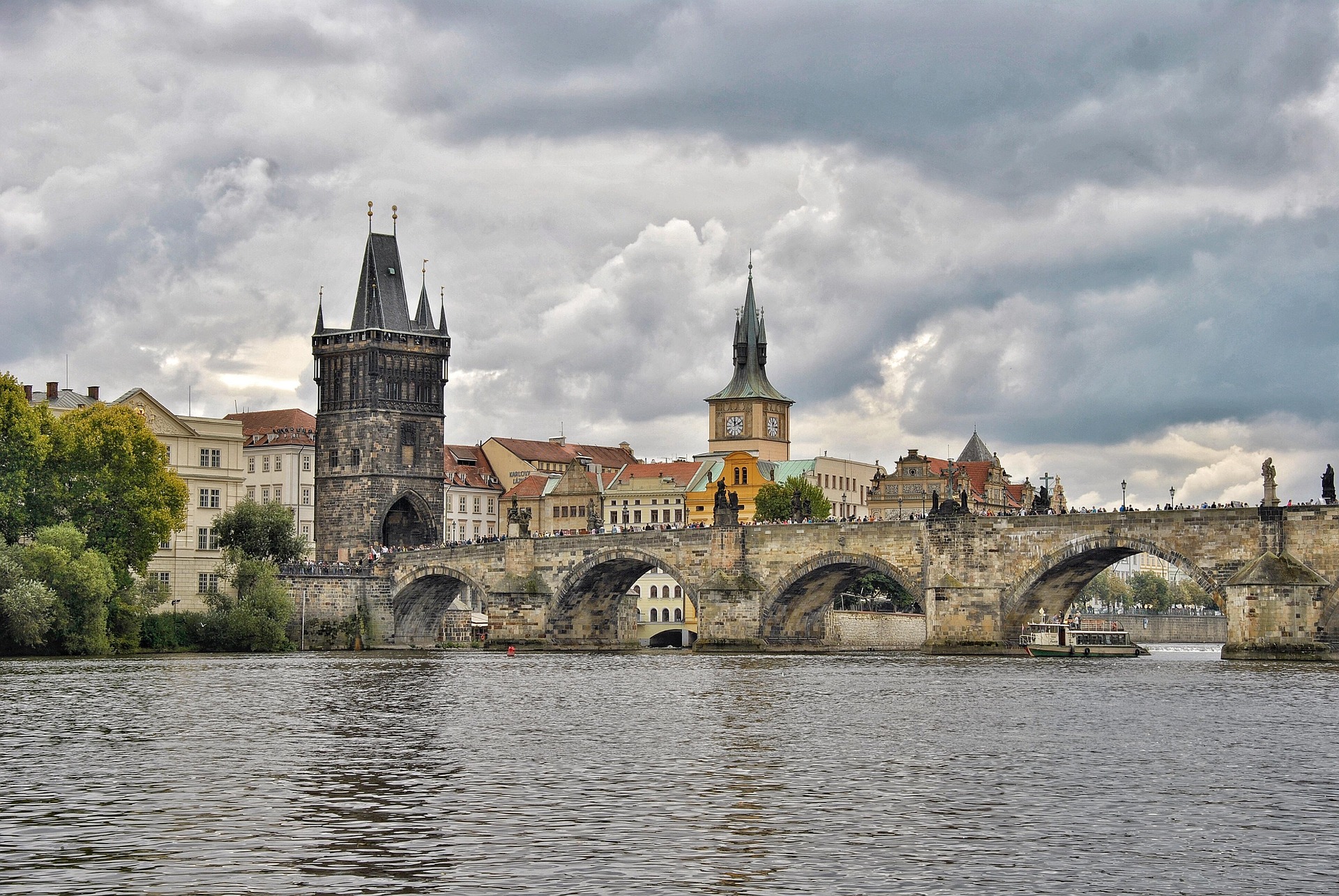 duernsteiner-charles-bridge-5568178_1920