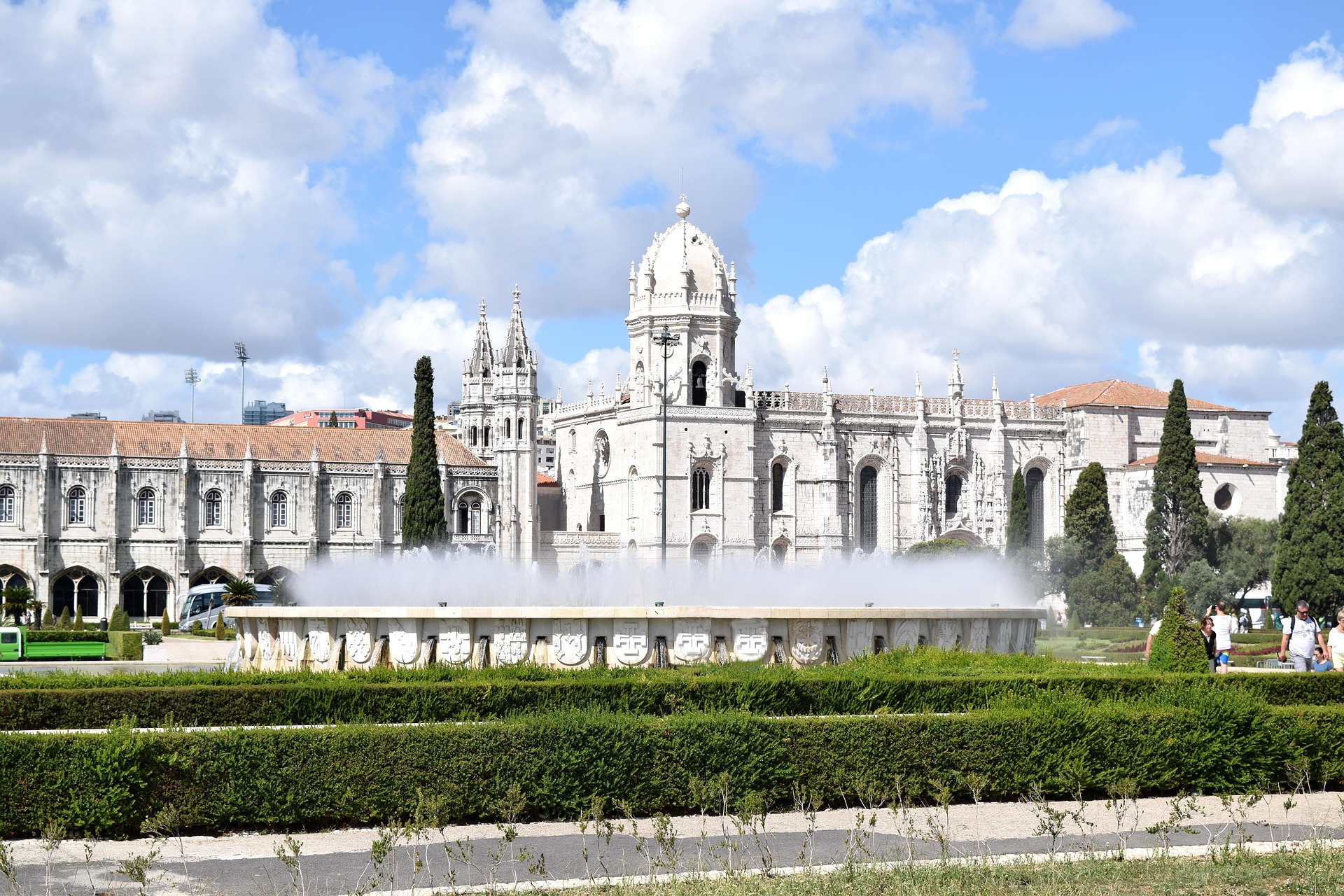 flensshot-lisbon-2614622_1920