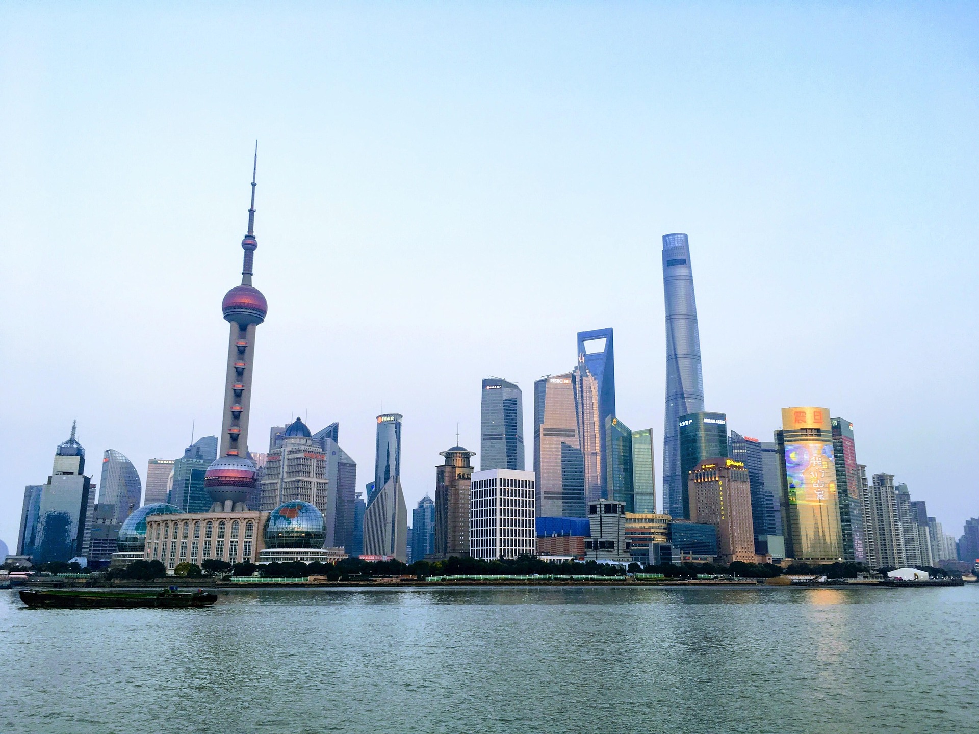 john_appleseed-shanghai-2129813_1920