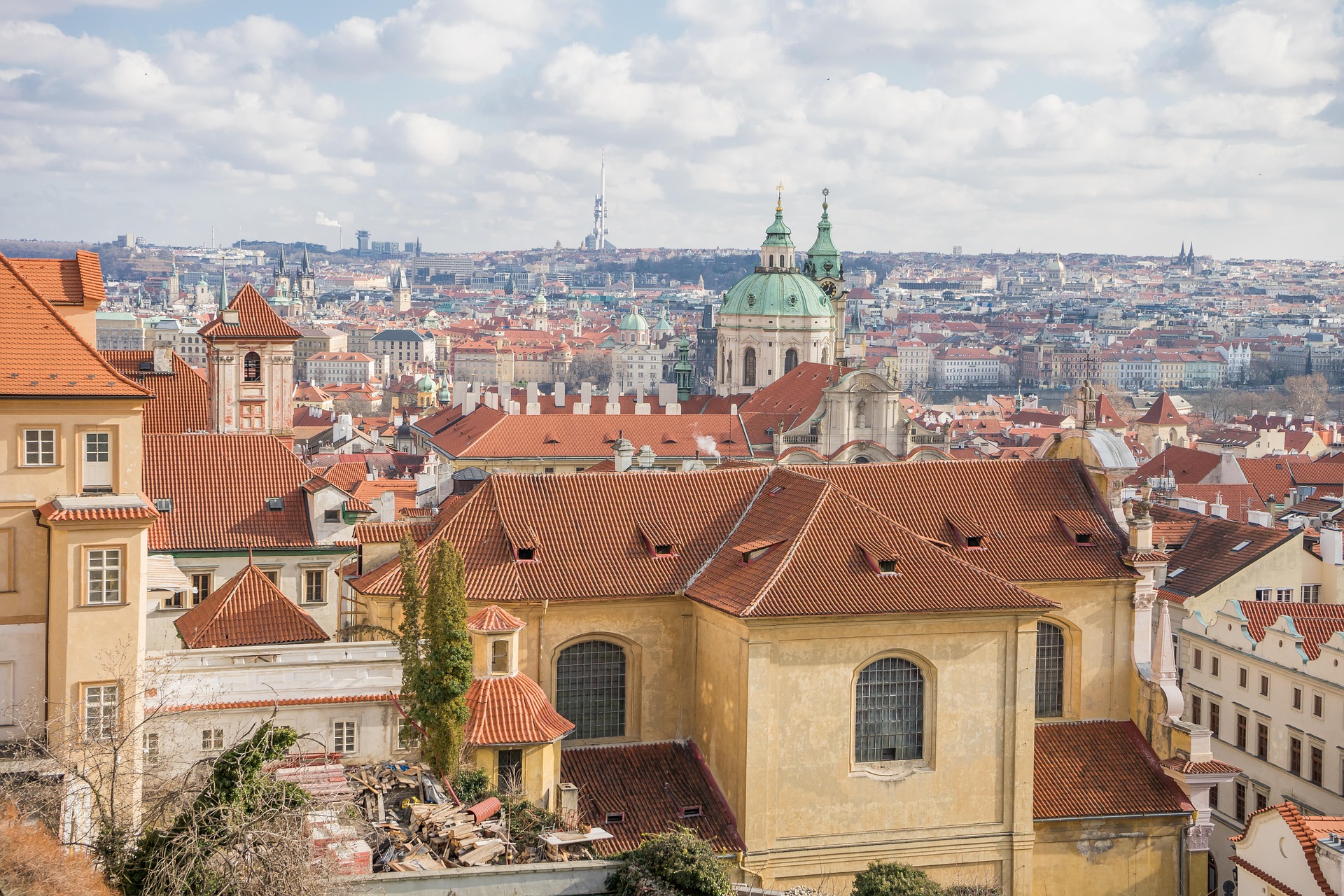 leonhard_niederwimmer-prague-7171444_1920